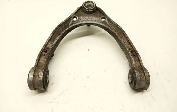 Audi Q7 4L Front lower control arm/wishbone 7L0407047A