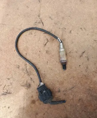 Audi A6 S6 C5 4B Lambda probe sensor 030906265AE 0258003544
