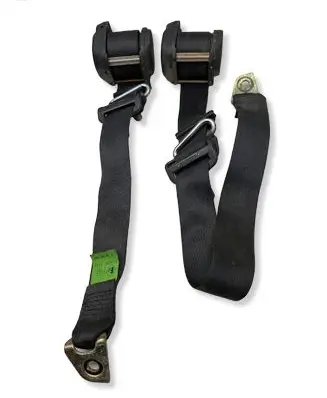 Mercedes-Benz E W124 Rear seatbelt 1268601886 33233 0433233
