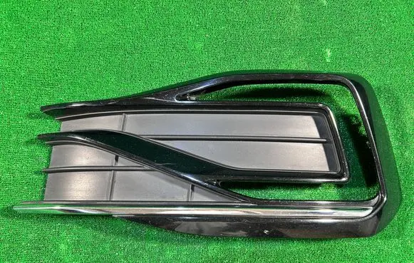 Volkswagen PASSAT B8 Front bumper lower grill 3G0853793B