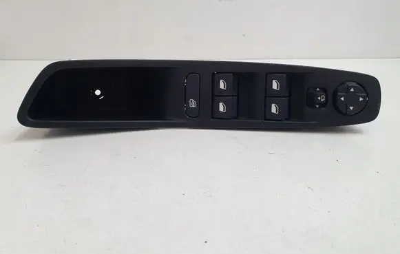 Peugeot Partner III Central console control unit 98319739ZD