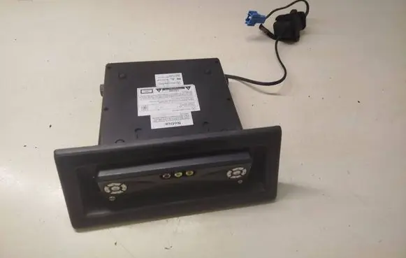Mercedes-Benz GL X164 Radio/CD/DVD/GPS head unit b67826628
