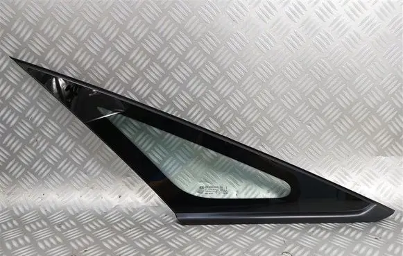 KIA Carens III Front triangle window/glass 