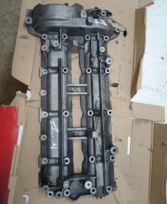 Mercedes-Benz GL X164 Rocker cam cover A6420101230