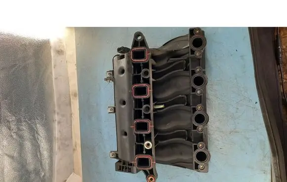 BMW 3 E46 Intake manifold