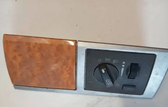 Chrysler Town & Country V Light switch P04602764AB