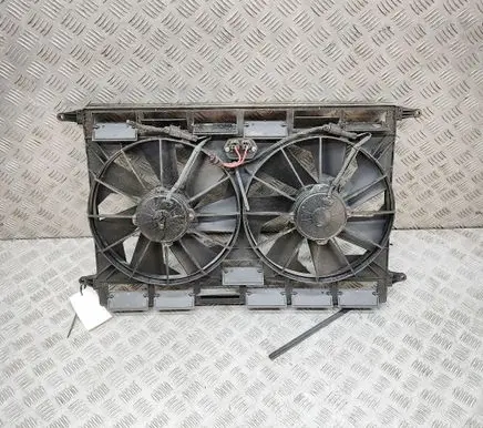Maserati GranTurismo Radiator cooling fan shroud 263141
