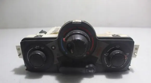 Renault Megane II Interior fan control switch 69420002