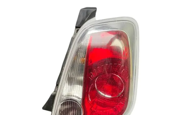 Fiat 500 Rear/tail lights 27043201 086611931RB