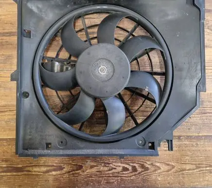 BMW 3 E46 Electric radiator cooling fan 17117561757 7561757