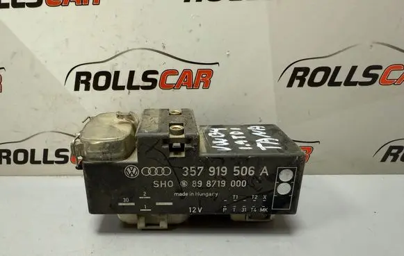 Volkswagen PASSAT B4 Coolant fan relay 357919506A