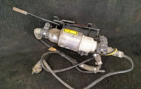 Volkswagen Touran II Webasto auxiliary heater fuel pump 1T0201607M