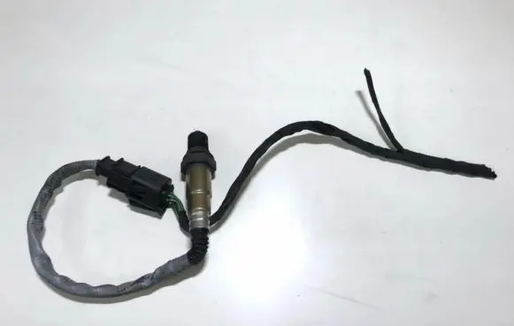 Mercedes-Benz ML W166 Lambda probe sensor 0065421718 0281004201