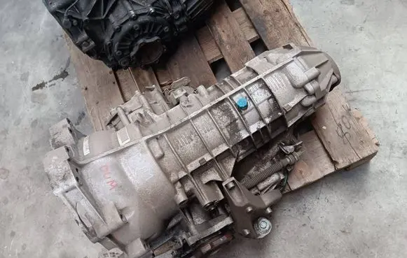 Volkswagen PASSAT B5 Automatic gearbox DUM