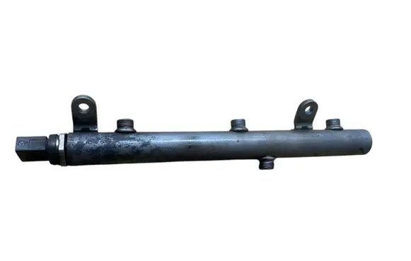 Mercedes-Benz ML W164 Fuel main line pipe A6420703095 1109000659