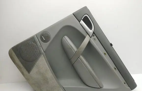 Porsche Cayenne (9PA) Rear door card panel trim