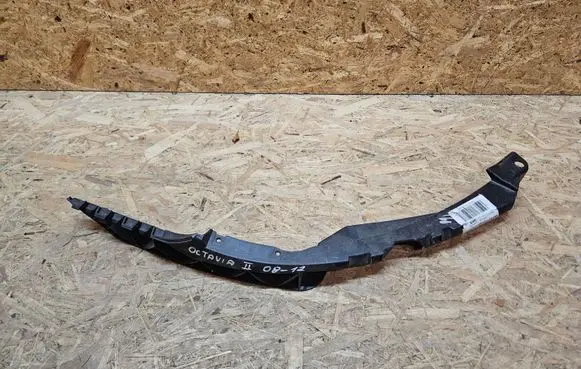 Skoda Octavia Mk2 (1Z) Front bumper mounting bracket 1Z0807184D