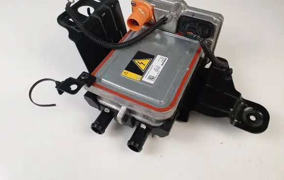 Polestar 2 Voltage converter inverter 32352953 32352952