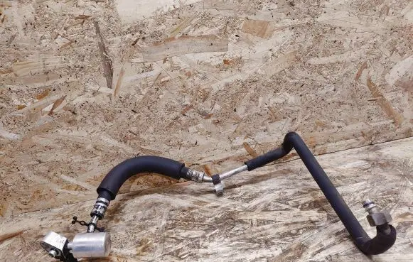 Nissan 240ZX, 280ZX, 300ZX Air conditioning (A/C) pipe/hose