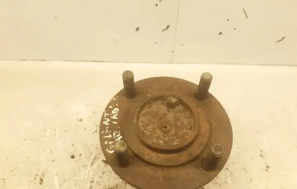 Mitsubishi Galant Rear wheel bearing hub 