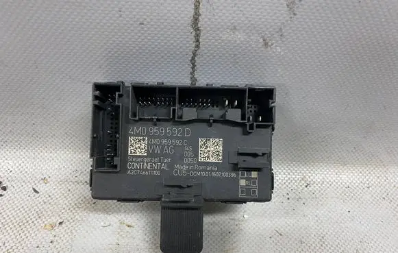 Audi Q7 4M Door control unit/module 4M0959592D