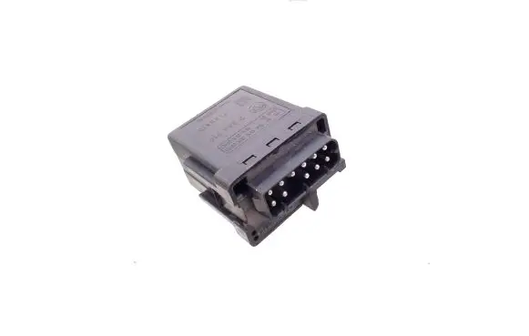 Glow plug pre-heat relay