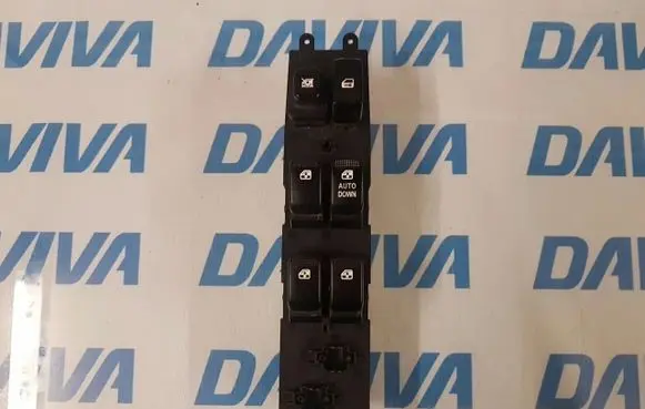 KIA Carnival Electric window control switch 93570-4D500KS 202004543 935704D500KS
