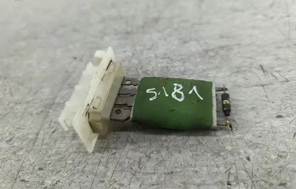 Peugeot 207 Heater blower motor/fan resistor 