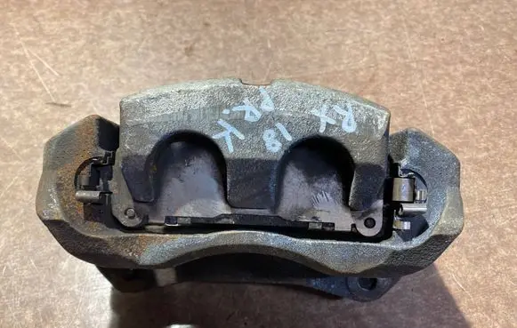 Lexus RX 450H Front brake caliper 4715048100