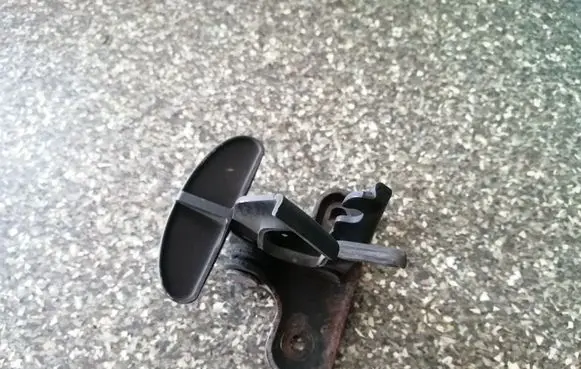 Mercedes-Benz CLC CL203 Engine bonnet/hood lock/catch A2198800064