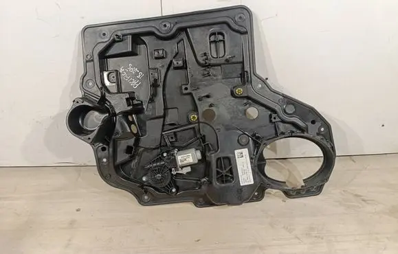 Chrysler Pacifica Sliding door window regulator with motor 3040965 00723210 31MAR2017
