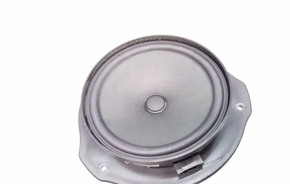 Mercedes-Benz C W204 Front door speaker A2049062401