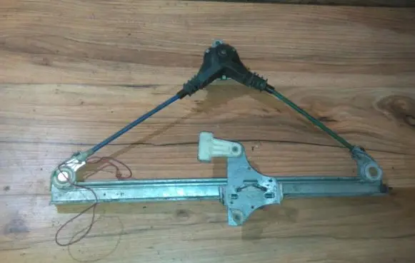 Suzuki Wagon R+ Sliding door window regulator with motor 8351083e00