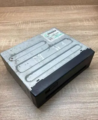 Toyota Prius (XW20) Navigation unit CD/DVD player 8684147050 P11