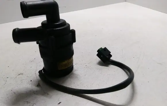 Volkswagen Caddy Electric auxiliary coolant/water pump