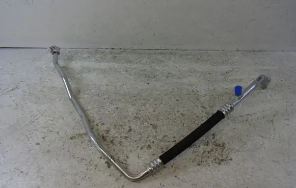 BMW X1 F48 F49 Air conditioning (A/C) pipe/hose 6832950