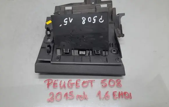 Peugeot 508 Dashboard lower bottom trim panel 9686447777