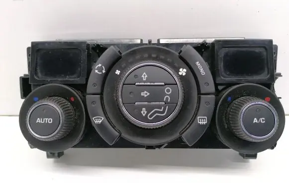 Peugeot 308 SW Climate control unit 96850724XT 69900002