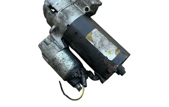 Volkswagen Caddy Starter motor 20080424