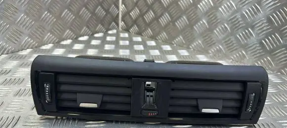 BMW 1 F20 F21 Dash center air vent grill 9207116 920711612