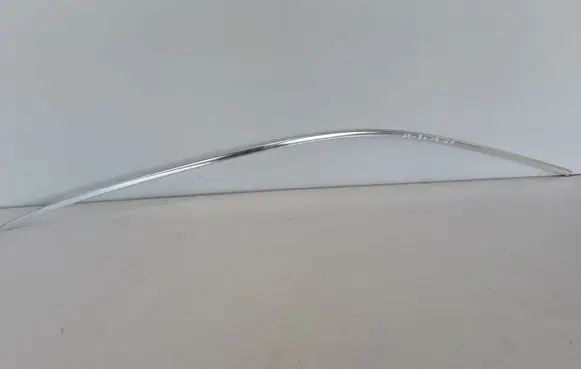 Front door glass trim molding