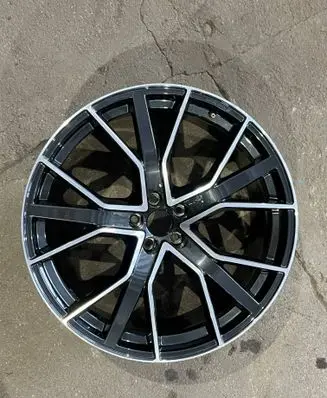 Audi Q7 4M R22 alloy rim 4M0601025DP