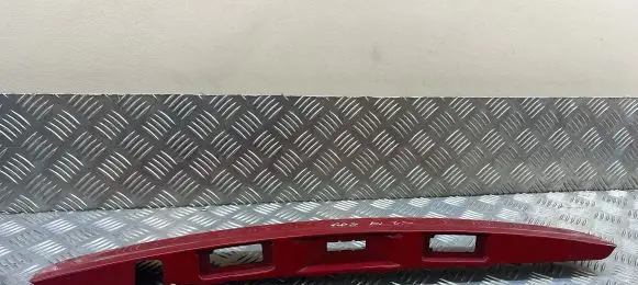 Nissan Qashqai+2 Trunk door license plate light bar 