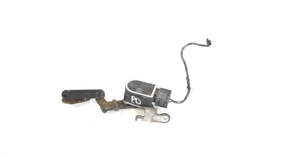 BMW X5 F15 Air suspension front height level sensor 6784072