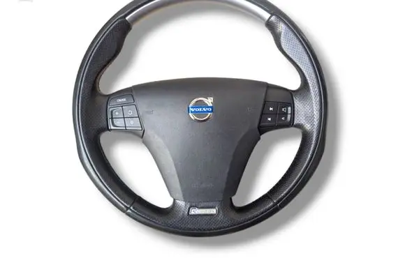 Volvo C30 Steering wheel 8623349 31255841