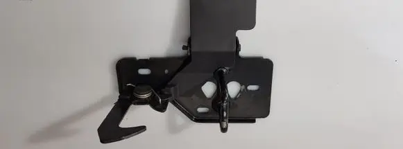 Engine bonnet/hood lock/catch