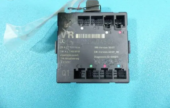 Mercedes-Benz E A207 Central body control module A2129004502 IMPRK883274