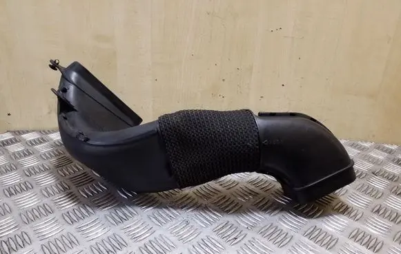 Jaguar XJL Air intake duct part AW939A673AA AW939A673DA