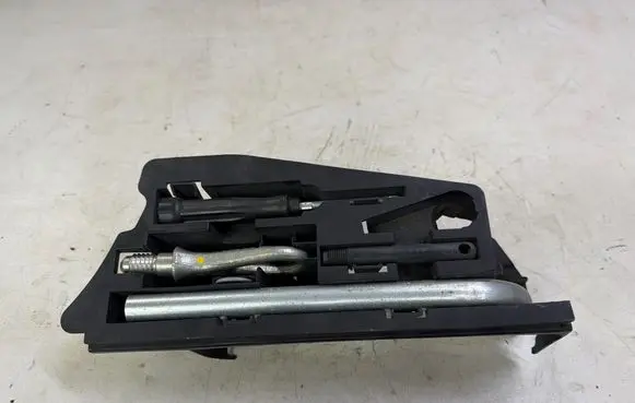 Audi A6 S6 C6 4F Tool box 4F5012111A