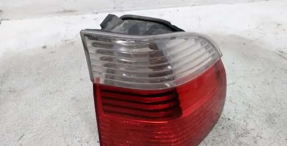BMW 5 E39 Rear/tail lights 6902532 393390 2496339